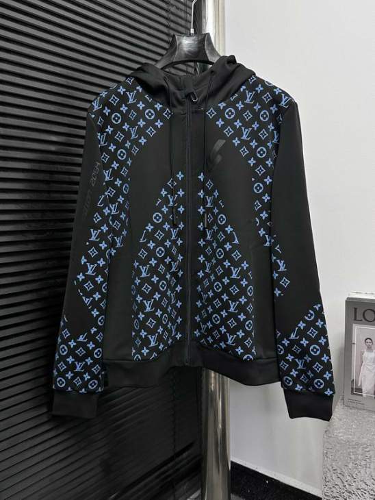 Picture of Louis Vuitton Jackets _SKULVS-XLxetr0731570